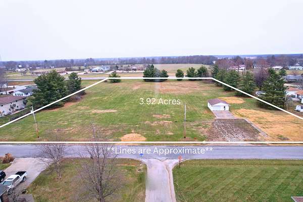 4 Acres of Residential Land for Sale in Flora, Illinois