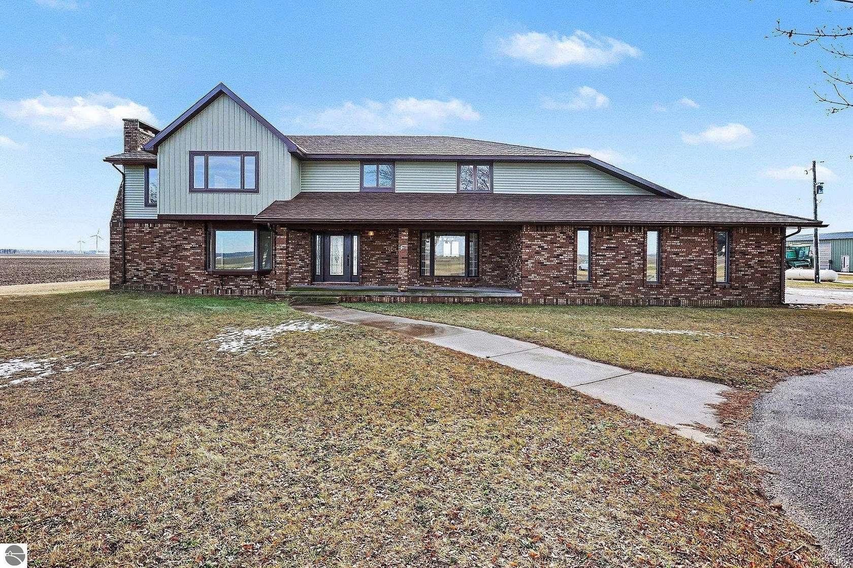 2 Acres of Residential Land with Home for Sale in Ithaca, Michigan