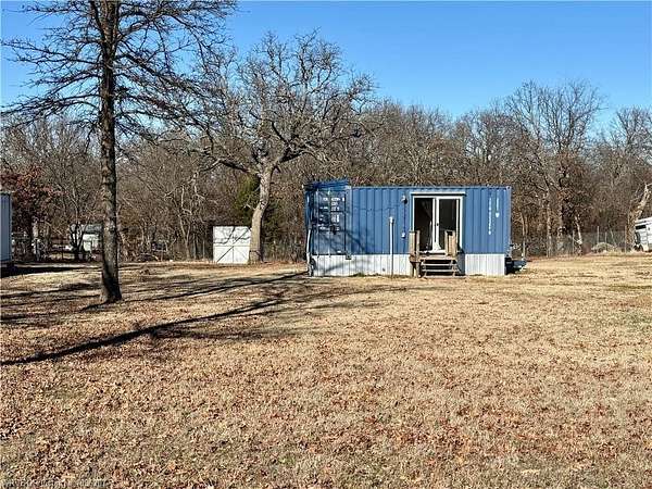 1 Acre of Residential Land with Home for Sale in Norman, Oklahoma