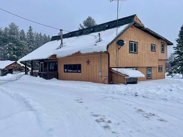 10 Acres of Residential Land with Home for Sale in Loretta, Wisconsin