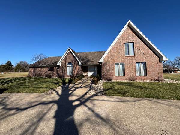 1.7 Acres of Residential Land with Home for Sale in Chanute, Kansas