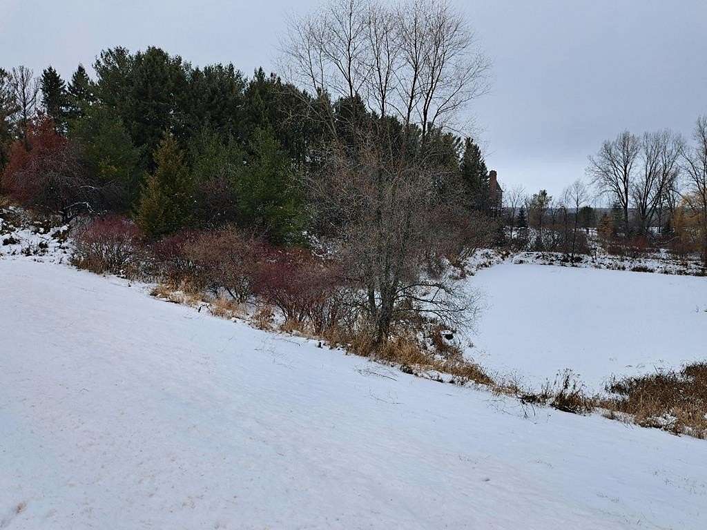 1 Acre of Land for Sale in Sturgeon Bay, Wisconsin