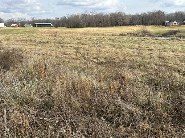 5 Acres of Land for Sale in Chapmansboro, Tennessee