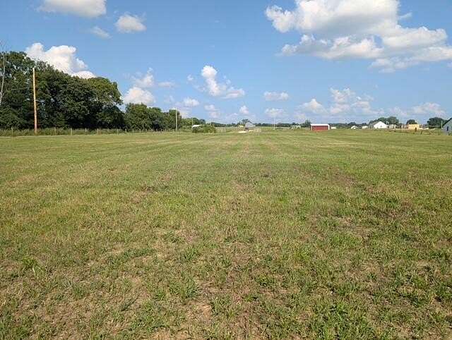5 Acres of Land for Sale in Circleville, Ohio
