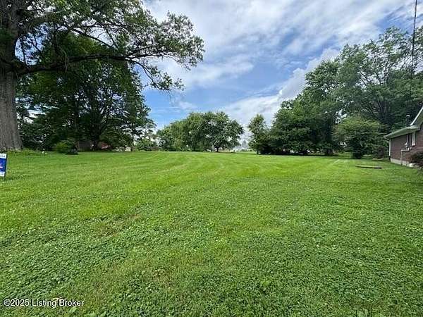0.86 Acres of Residential Land for Sale in Louisville, Kentucky