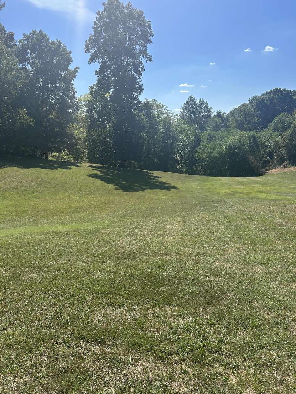 1.12 Acres of Residential Land for Sale in Somerset, Kentucky