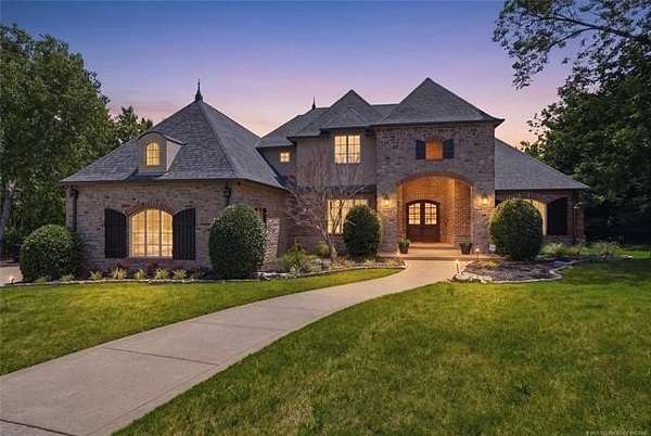 1.8 Acres of Land with Home for Sale in Jenks, Oklahoma