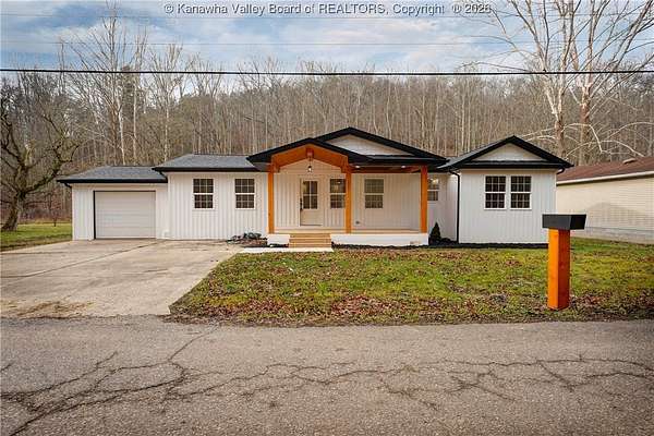 1.8 Acres of Residential Land with Home for Sale in Hurricane, West Virginia