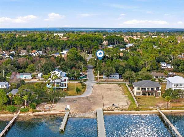 0.34 Acres of Land for Sale in Gulf Breeze, Florida