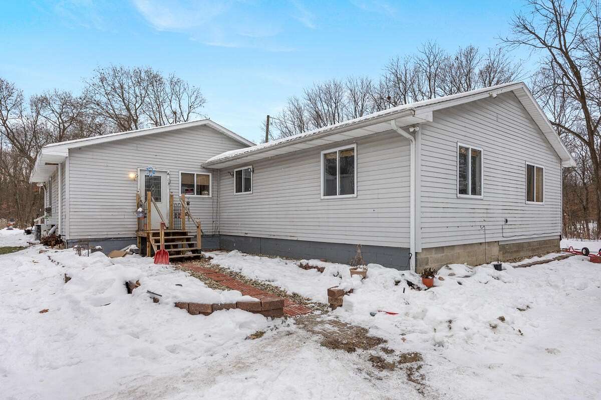 12.7 Acres of Recreational Land with Home for Sale in Decatur, Michigan