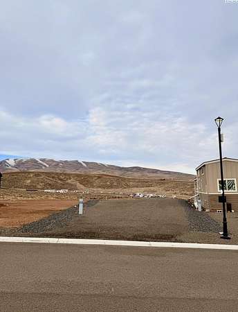 0.09 Acres of Residential Land for Sale in Selah, Washington