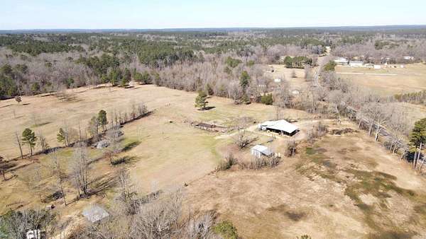 36.8 Acres of Land with Home for Sale in Arkadelphia, Arkansas