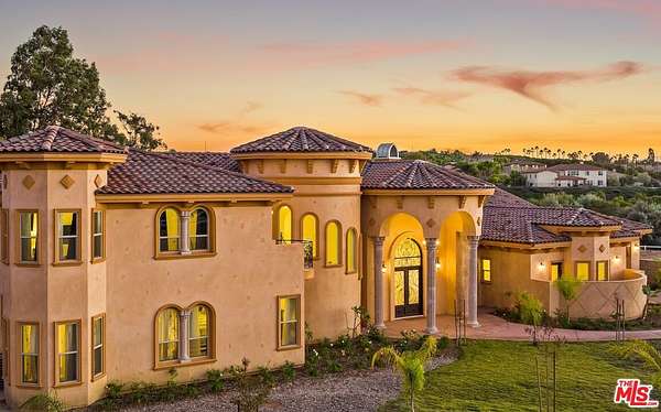 2 Acres of Residential Land with Home for Sale in Riverside, California