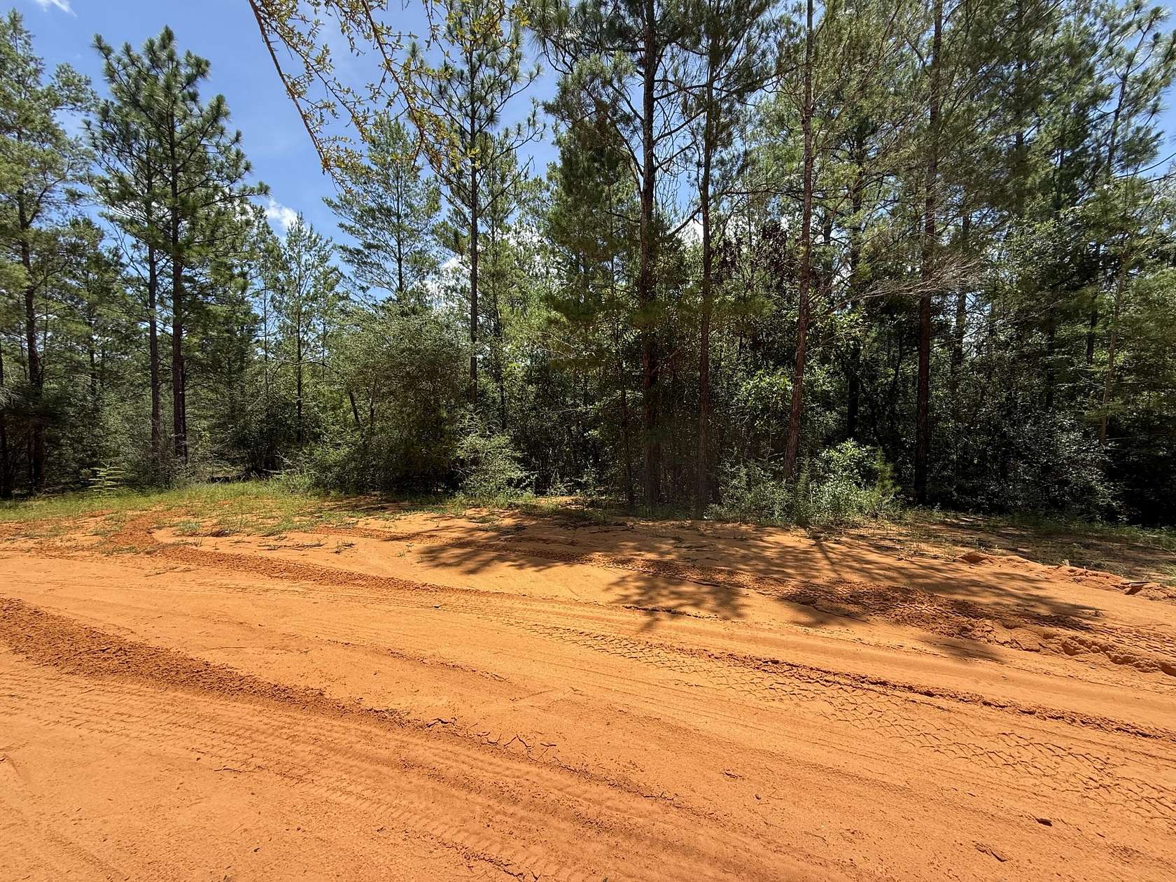0.93 Acres of Residential Land for Sale in DeFuniak Springs, Florida