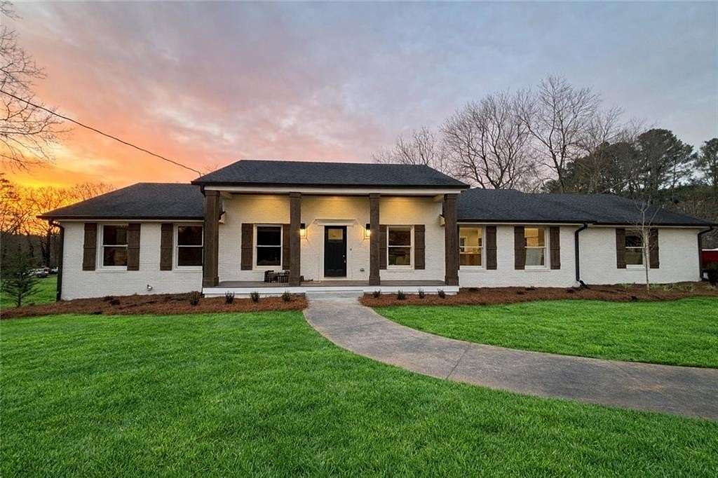 5.12 Acres of Land with Home for Sale in Cumming, Georgia