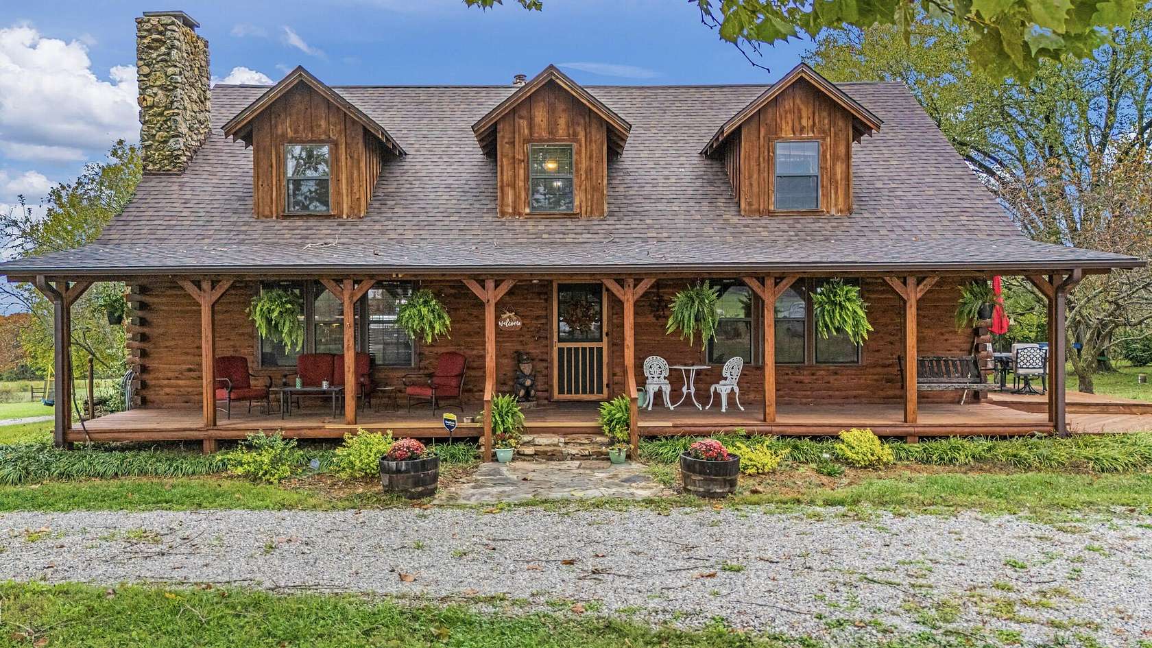 20.5 Acres of Land with Home for Sale in Peace Valley, Missouri