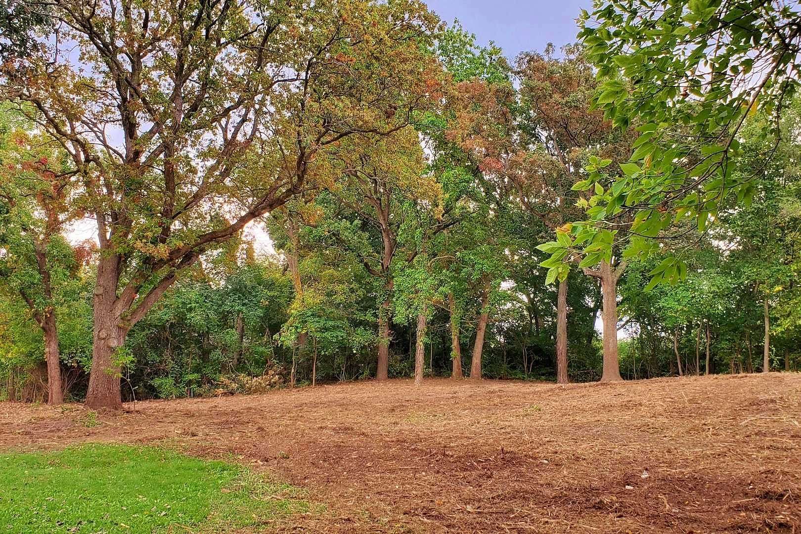 1.53 Acres of Residential Land for Sale in West Chicago, Illinois