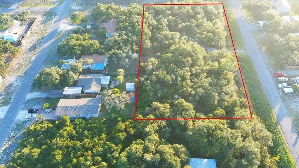 1.2 Acres of Residential Land for Sale in Rockport, Texas