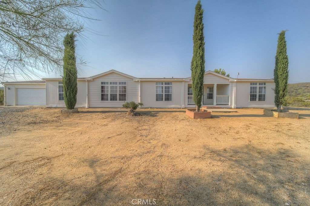 5.75 Acres of Land with Home for Sale in Anza, California