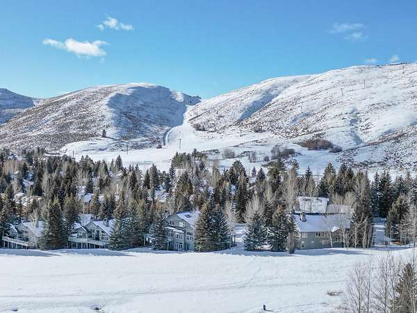 0.92 Acres of Residential Land for Sale in Sun Valley, Idaho