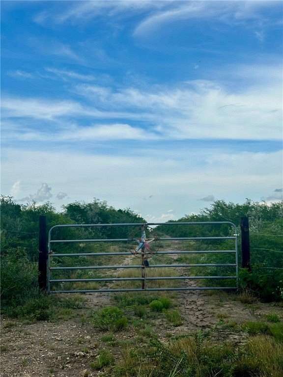 10.4 Acres of Recreational Land for Sale in George West, Texas