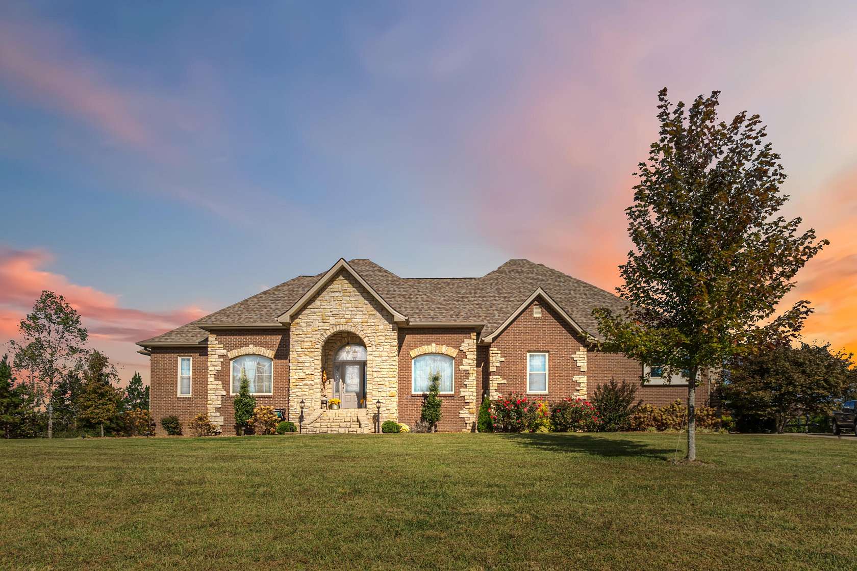 2.44 Acres of Residential Land with Home for Sale in London, Kentucky