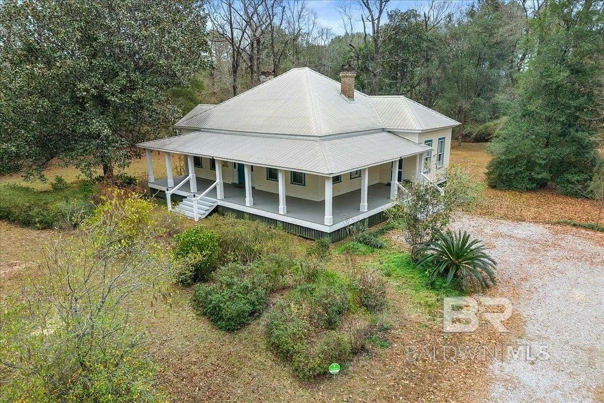 1.68 Acres of Residential Land with Home for Sale in Stockton, Alabama