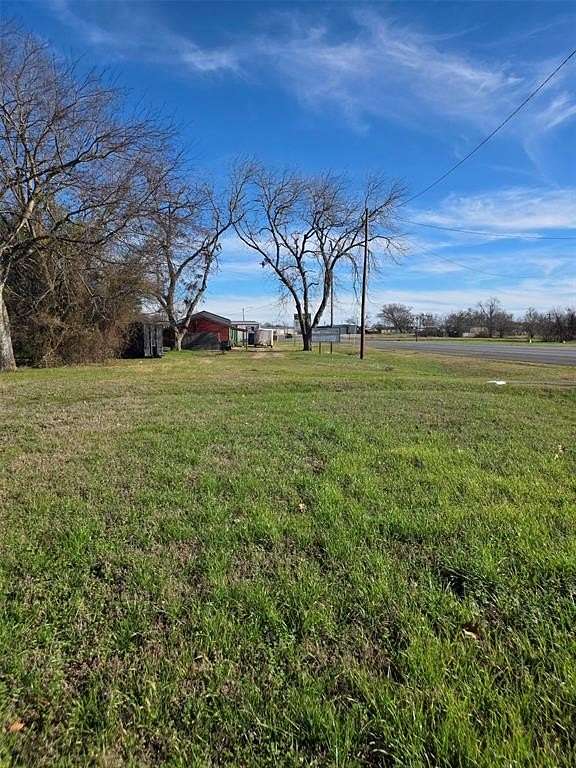 0.67 Acres of Mixed-Use Land for Sale in Mabank, Texas