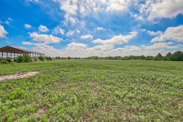 24.3 Acres of Land for Sale in Oak Grove, Texas