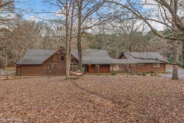 10 Acres of Residential Land with Home for Sale in Minden, Louisiana