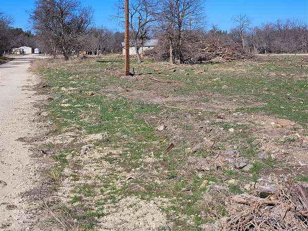 2.2 Acres of Residential Land for Sale in Sidney, Texas