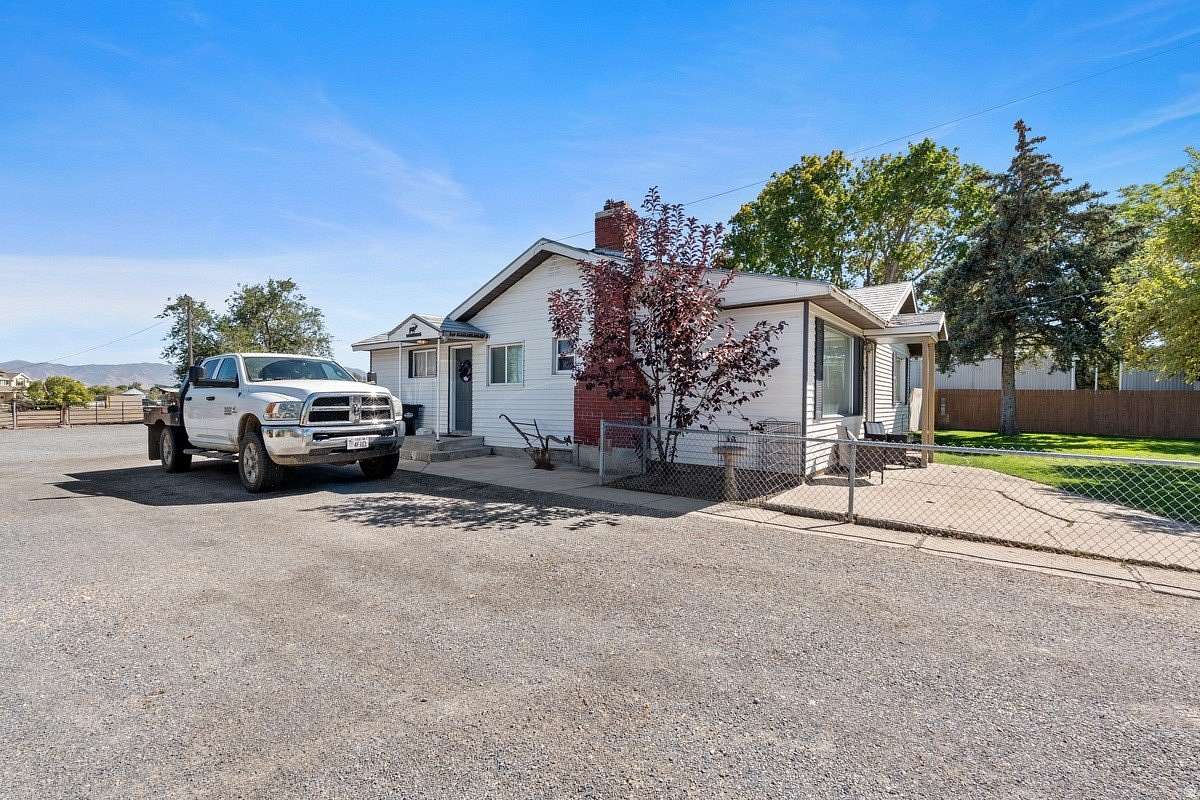 1.53 Acres of Residential Land with Home for Sale in Grantsville, Utah