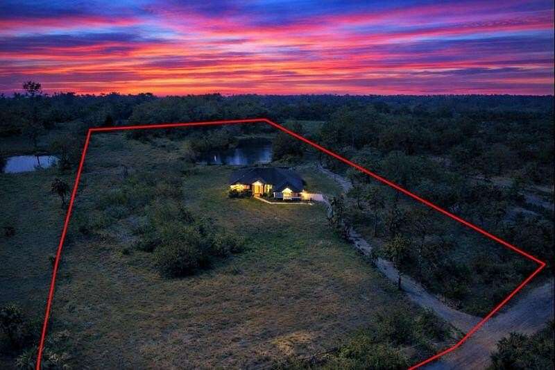 5.2 Acres of Land with Home for Sale in The Acreage, Florida