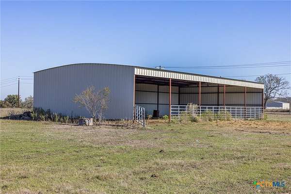 10 Acres of Land for Sale in Gonzales, Texas