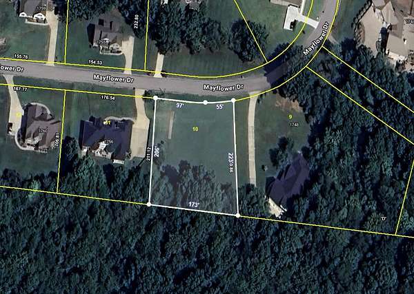 0.78 Acres of Residential Land for Sale in Columbia, Tennessee
