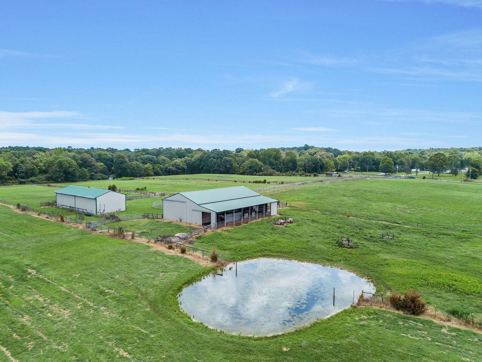 32.4 Acres of Agricultural Land for Sale in Dickson, Tennessee