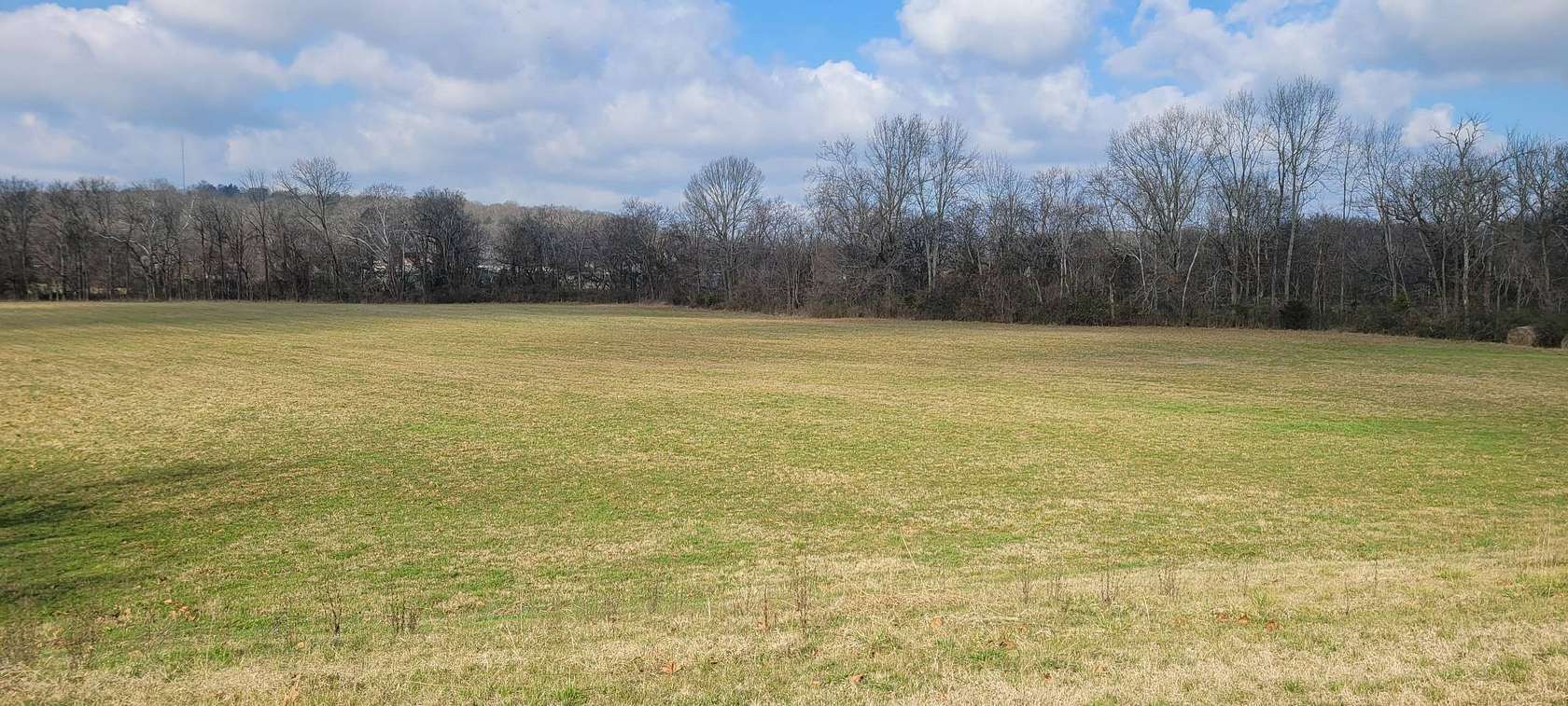 16.7 Acres of Agricultural Land for Sale in Fayetteville, Tennessee