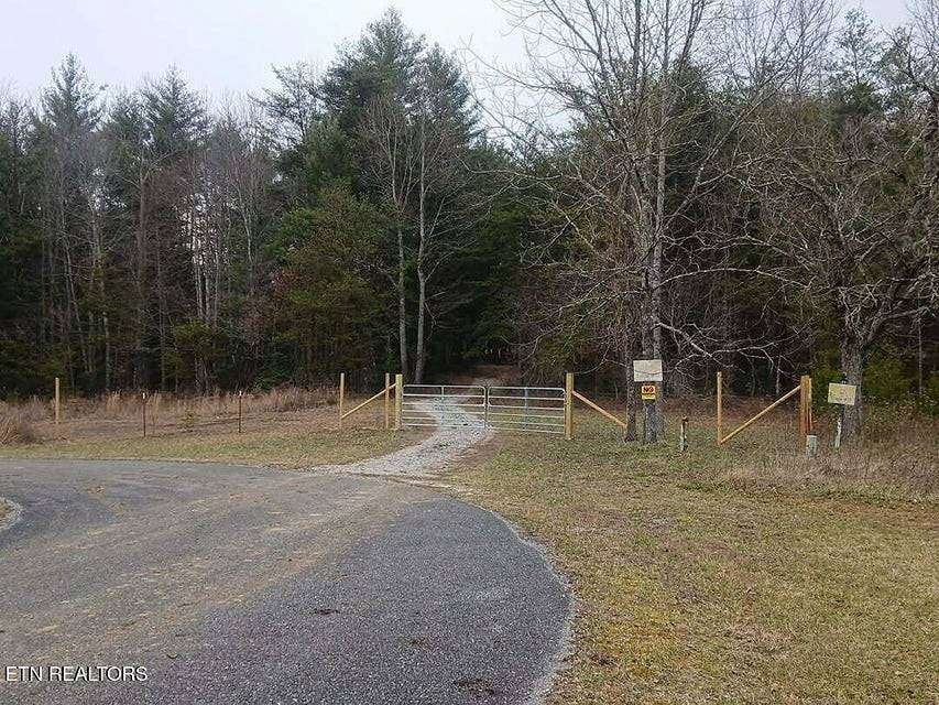 10.6 Acres of Land for Sale in Jamestown, Tennessee