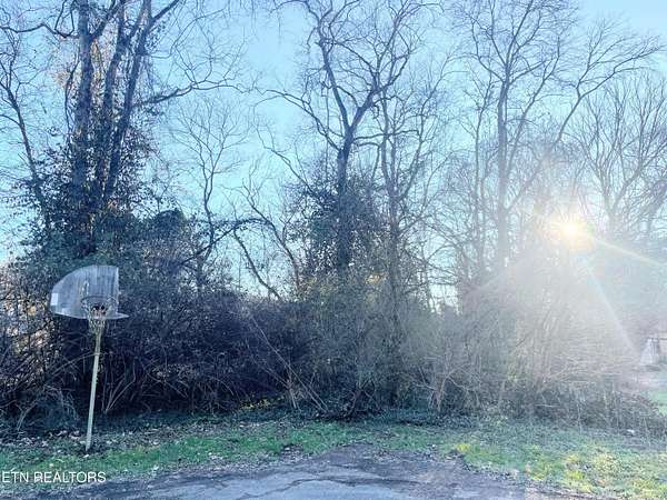 0.13 Acres of Residential Land for Sale in Knoxville, Tennessee