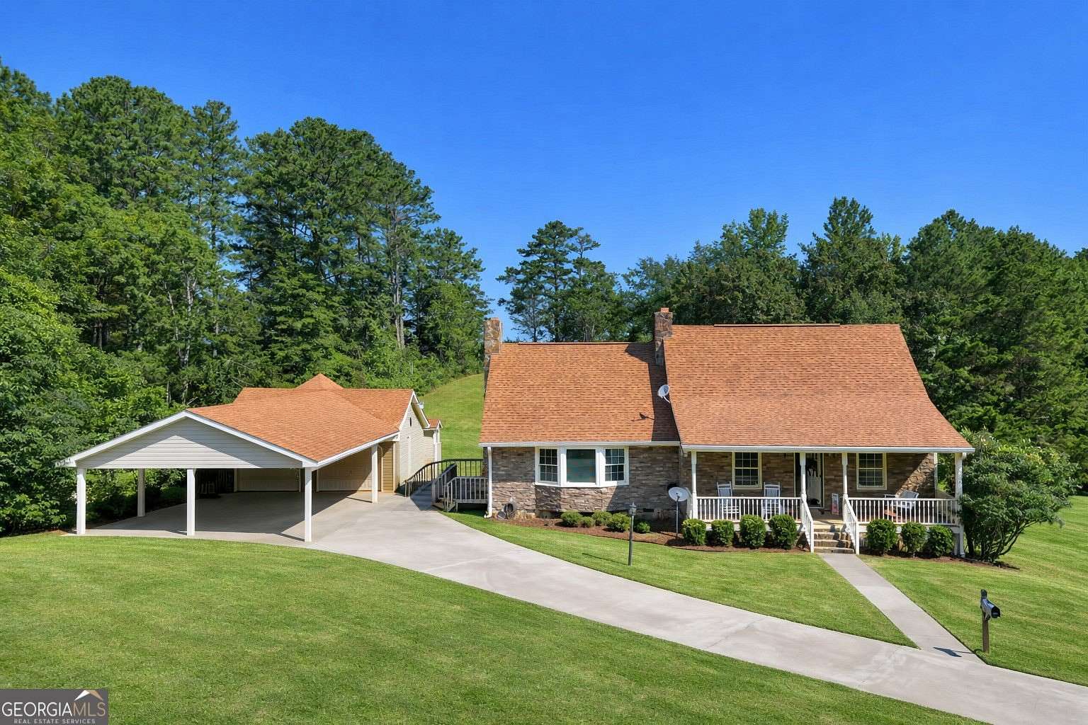 5.36 Acres of Residential Land with Home for Sale in Villa Rica, Georgia