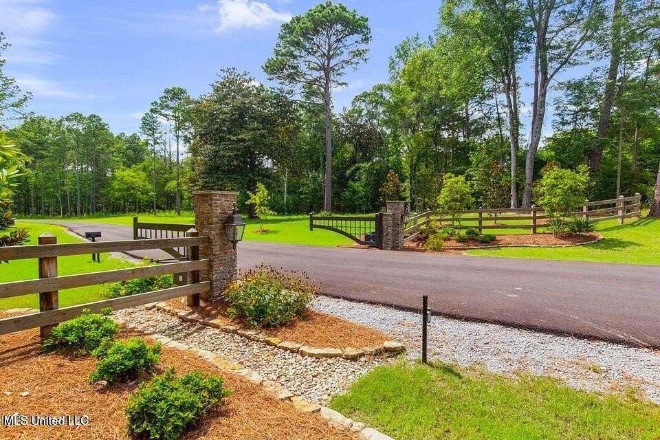 13.7 Acres of Land for Sale in Flora, Mississippi