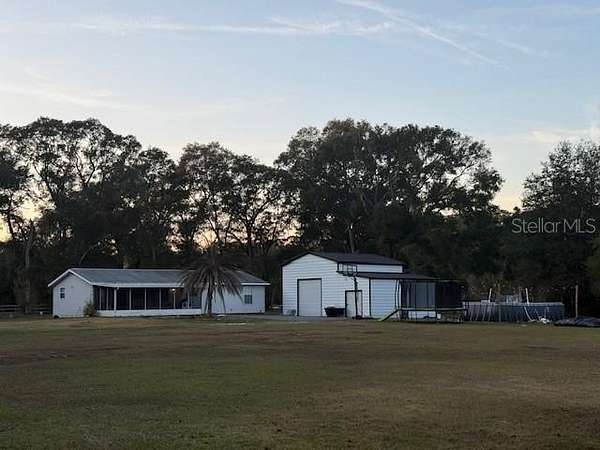 3 Acres of Residential Land with Home for Sale in Ocala, Florida