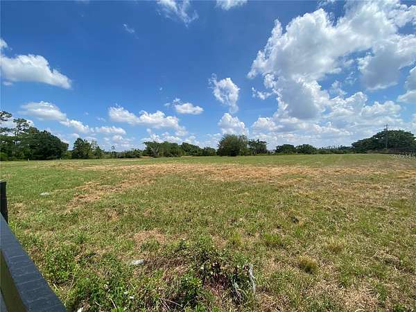 4.88 Acres of Mixed-Use Land for Lease in Groveland, Florida