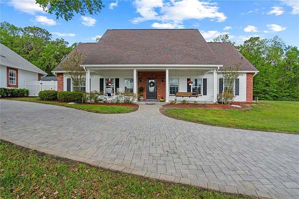 15.9 Acres of Land with Home for Sale in Brooksville, Florida