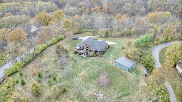 5.47 Acres of Residential Land with Home for Sale in Petersburg, Kentucky