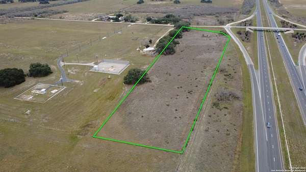 7.75 Acres of Commercial Land for Sale in Elmendorf, Texas