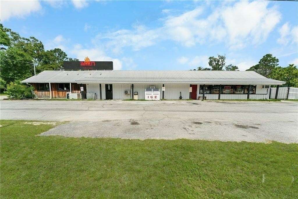 1.15 Acres of Commercial Land for Sale in Jesup, Georgia