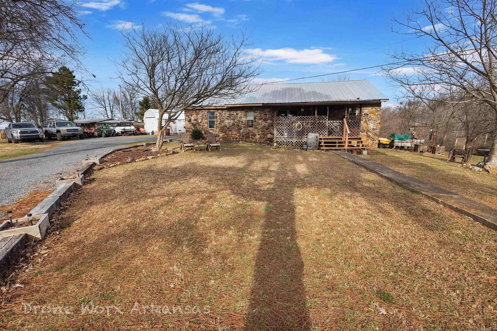 4.88 Acres of Residential Land with Home for Sale in Marshall, Arkansas