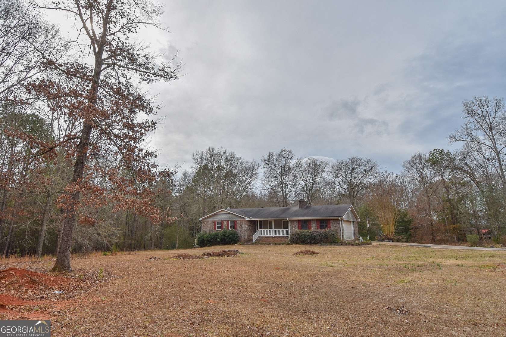 15.3 Acres of Land with Home for Sale in Zebulon, Georgia