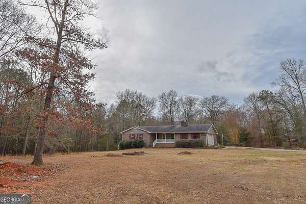 15.3 Acres of Land with Home for Sale in Zebulon, Georgia